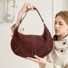 韩国小众反绒皮手提斜挎饺子包轻奢单肩女士包包高级感女腋下包