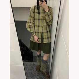 慵懒风复古绿色格子防晒衬衫外套女秋季中长款宽松bf休闲港风开衫