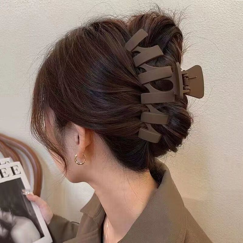 发夹女2024年新款超大号抓夹后脑勺盘发鲨鱼夹发量多发卡夹子头 2