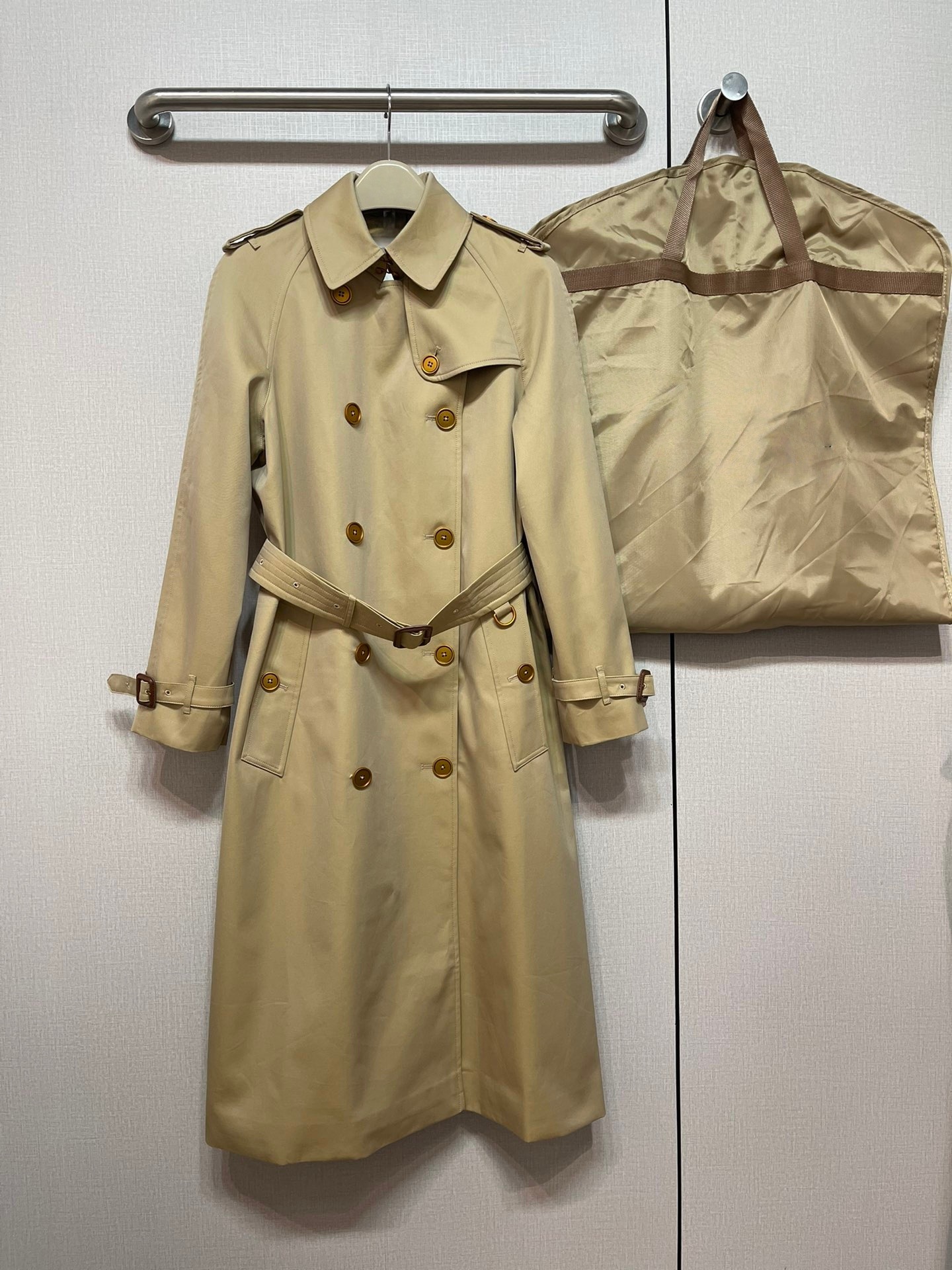 Quality colored long waterproof trench coat