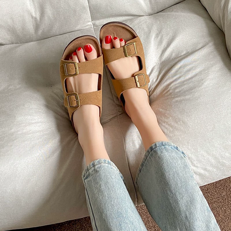Летние сандалии на платформе для отдыха, матовые пляжные тапочки, 2024 год