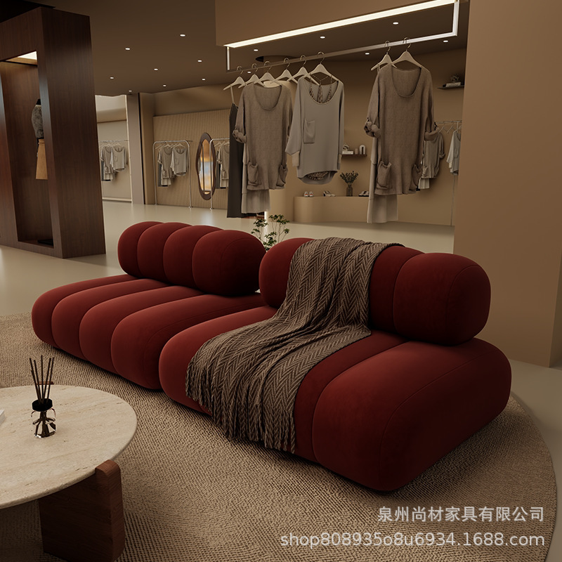 Burgundy straight-line fabric sofa for clothing stores, beauty salons, offices, hotel lobbies, and lounge areas, block-style sofa