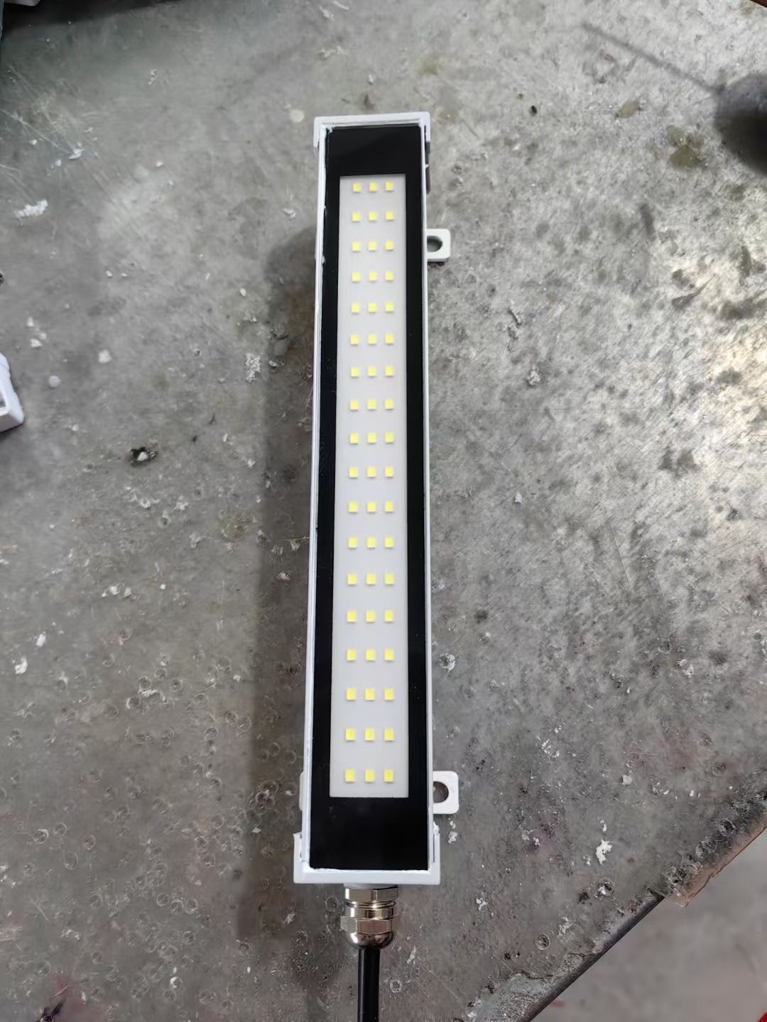 42d973de076582e08b6f2c009b44b0