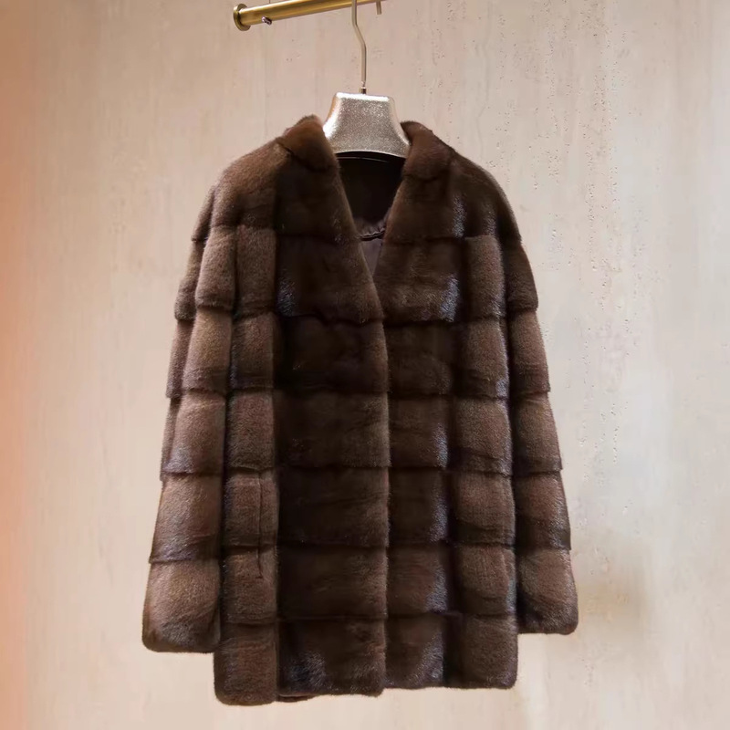 2026 New Model Imported Small Female Mink Fur Coat for Women, Horizontal Weave V-Neck Fashion Mink Fur Coat, Whole Mink Jacket