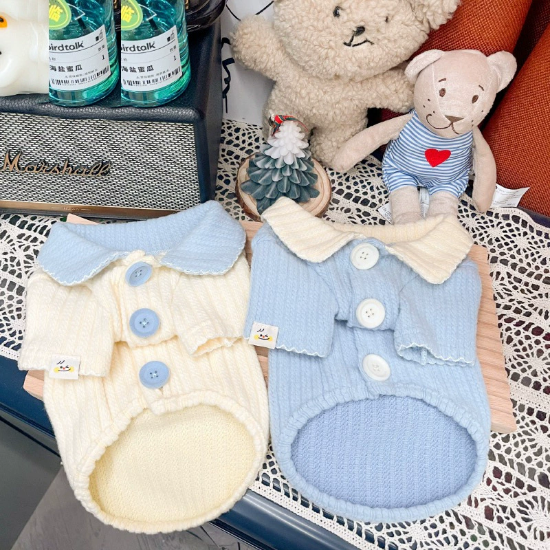 Вязаный кардиган для собак и кошек, рубашка контрастного цвета с лацканами, весенне-осенняя новая милая одежда для молодых собак маленького и среднего размера.