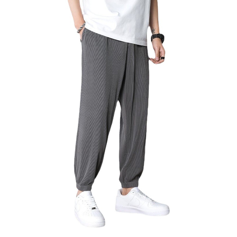 Pantalones de los hombres de estilo coreano flojo casual drapeado pantalones de harén de pierna ancha verano delgados pantalones atados al tobillo aire acondicionado pantalones de seda de hielo hasta el tobillo
