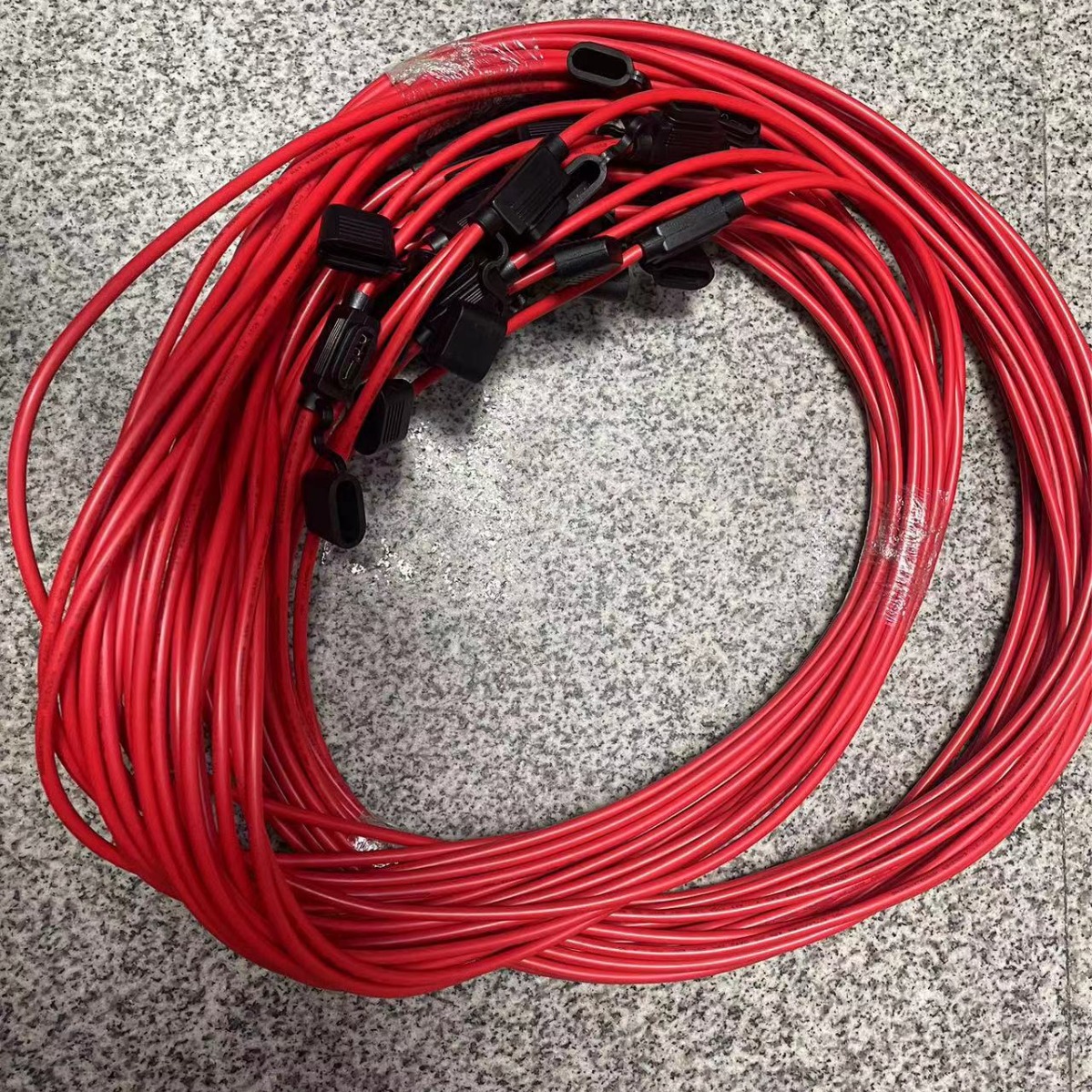 中10圆黑头红线2米保险丝座保险盒防水座厂家直发