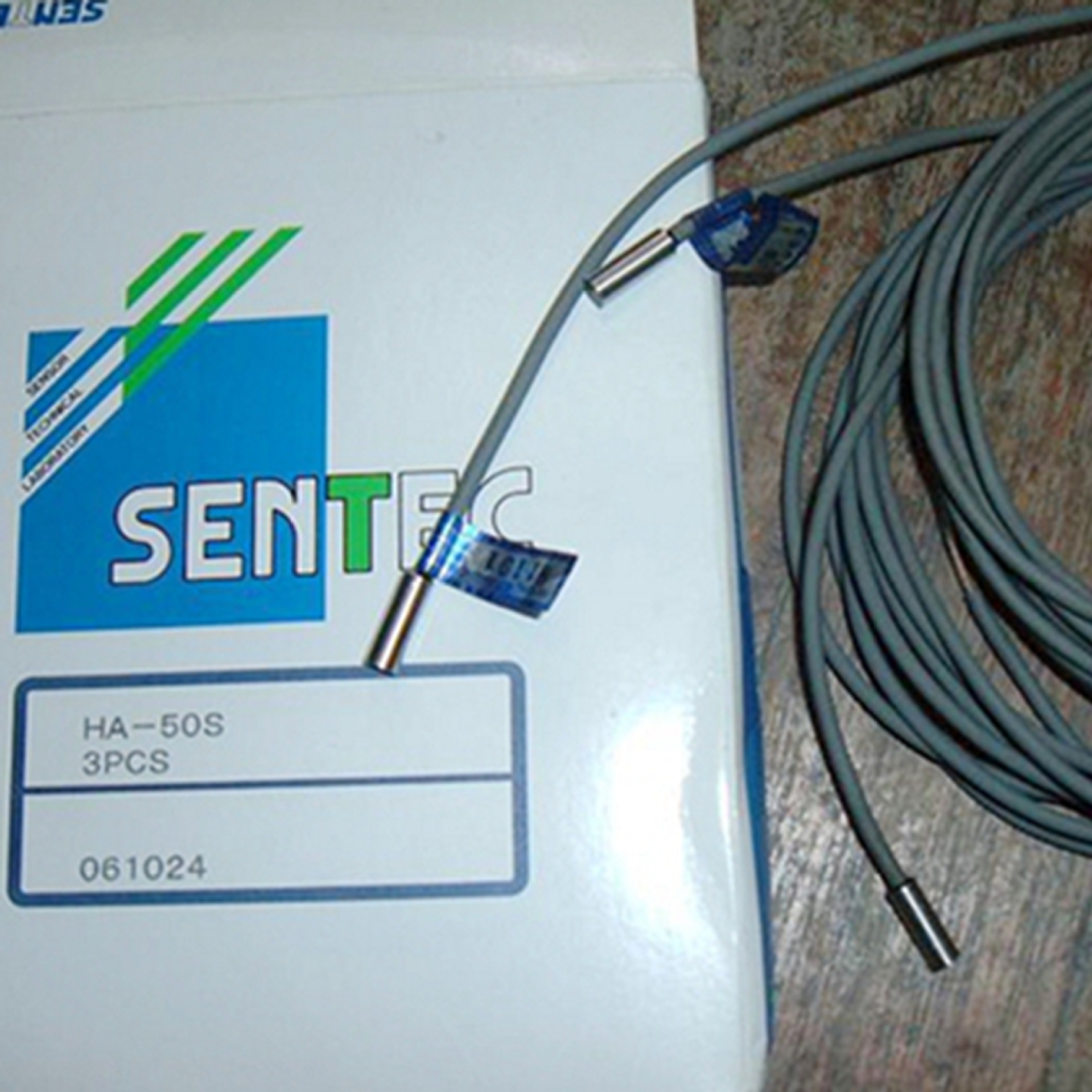 HA-101S日本胜铁克SENTEC精度传感器控制器HA-20