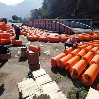 工厂拦污组合塑料浮体?水面垃圾漂浮物围栏挡漂浮筒300*1000浮体