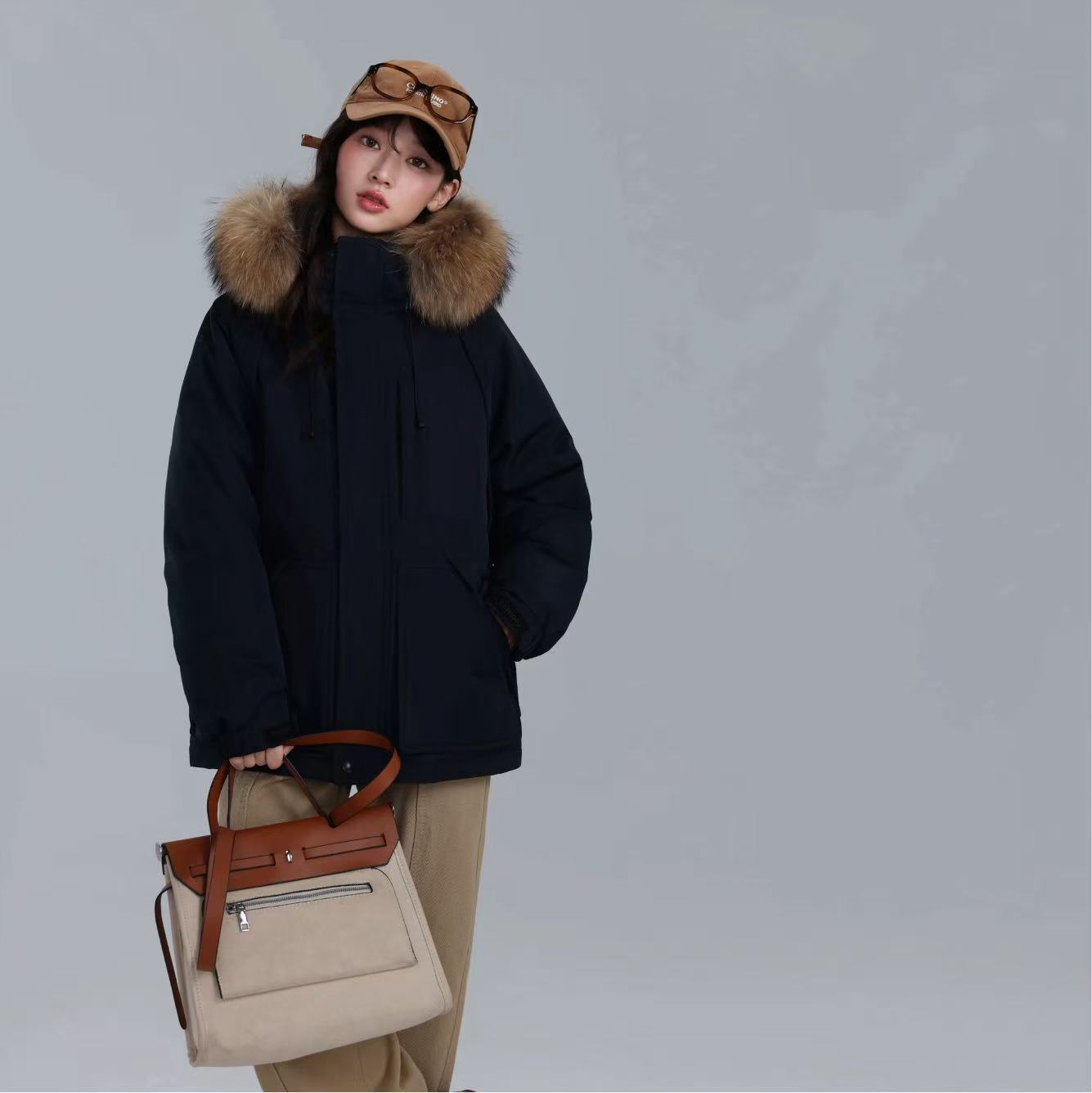 2025 chaqueta de plumón de acero blanco para mujeres de trabajo corto para superar la chaqueta de asalto de invierno gran abrigo de cuello de lana grueso y suelto image 7