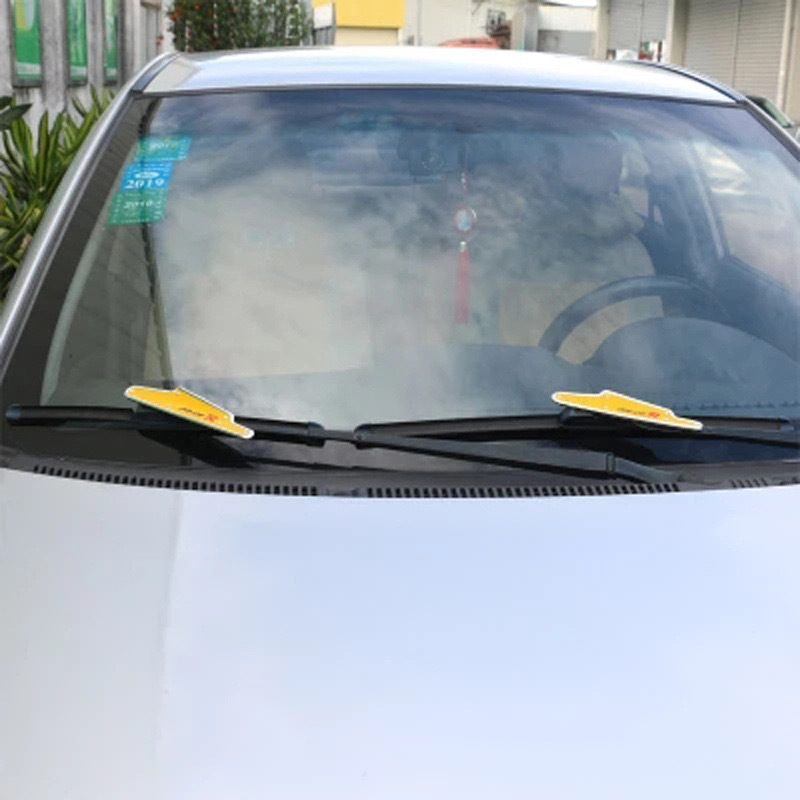 Exportación y exportación de automóviles limpiaparabrisas acelerador