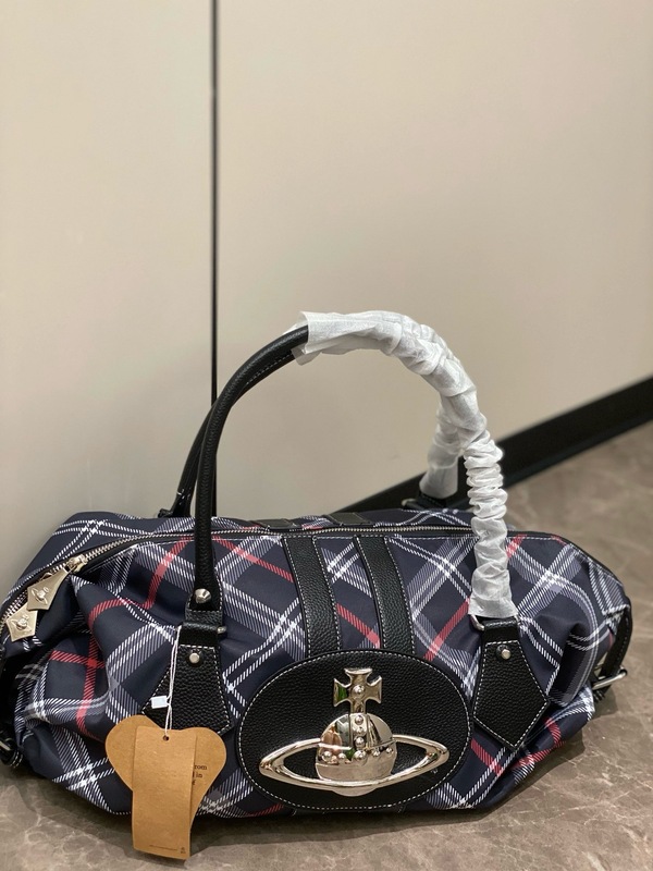 小众西太后土星月牙夹子包Betty贝蒂包中古机车包保龄球托特链条|undefined