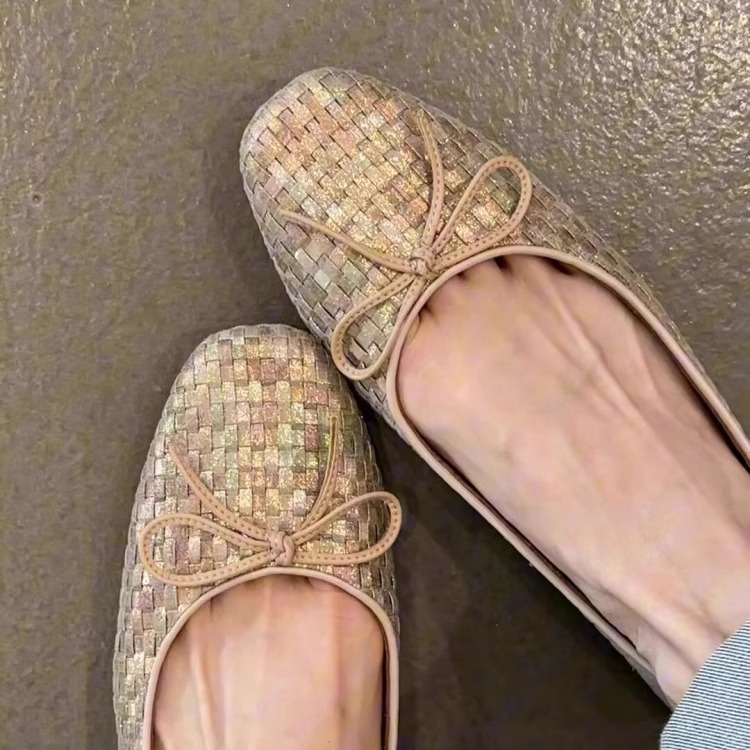 Sheepskin Version ~ Niche Woven Bow Flats Ballet Shoes 2025 New Summer Elegant Soft Sole Shallow Mouth Flats