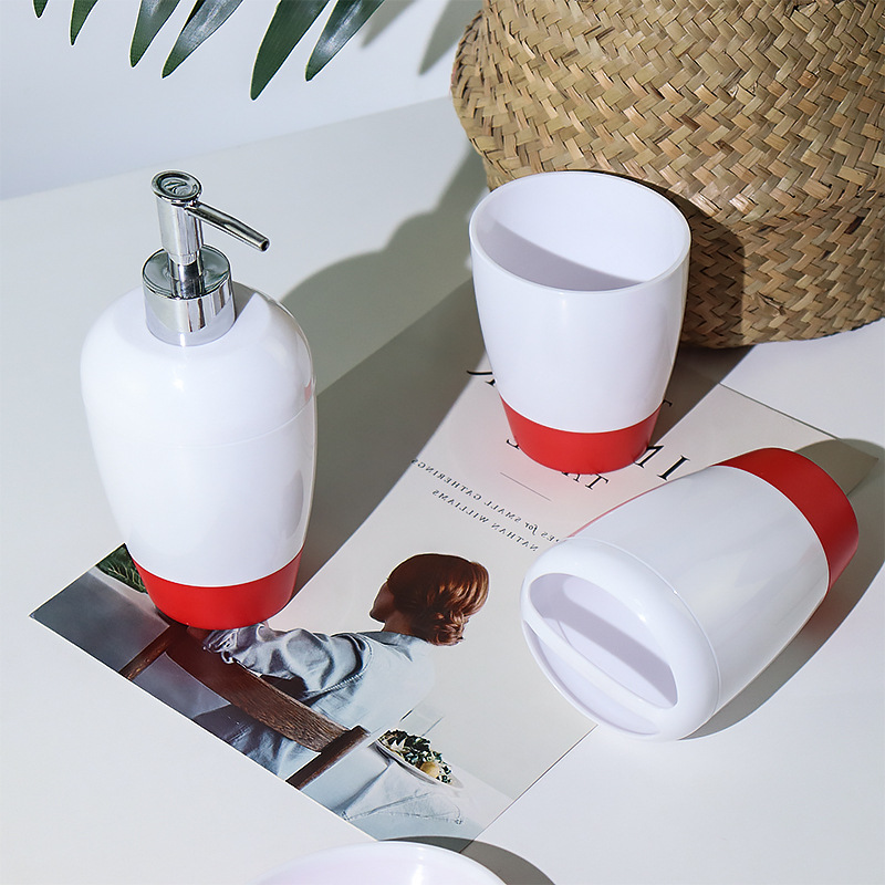 Creativo oval plástico 6-pieza loción botella mango de acero inoxidable cepillo de baño simple moda baño traje de lavado