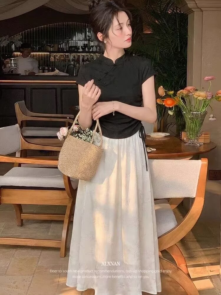 Váy chữ A dài nữ phong cách quốc gia màu trắng gạo — màu mơ