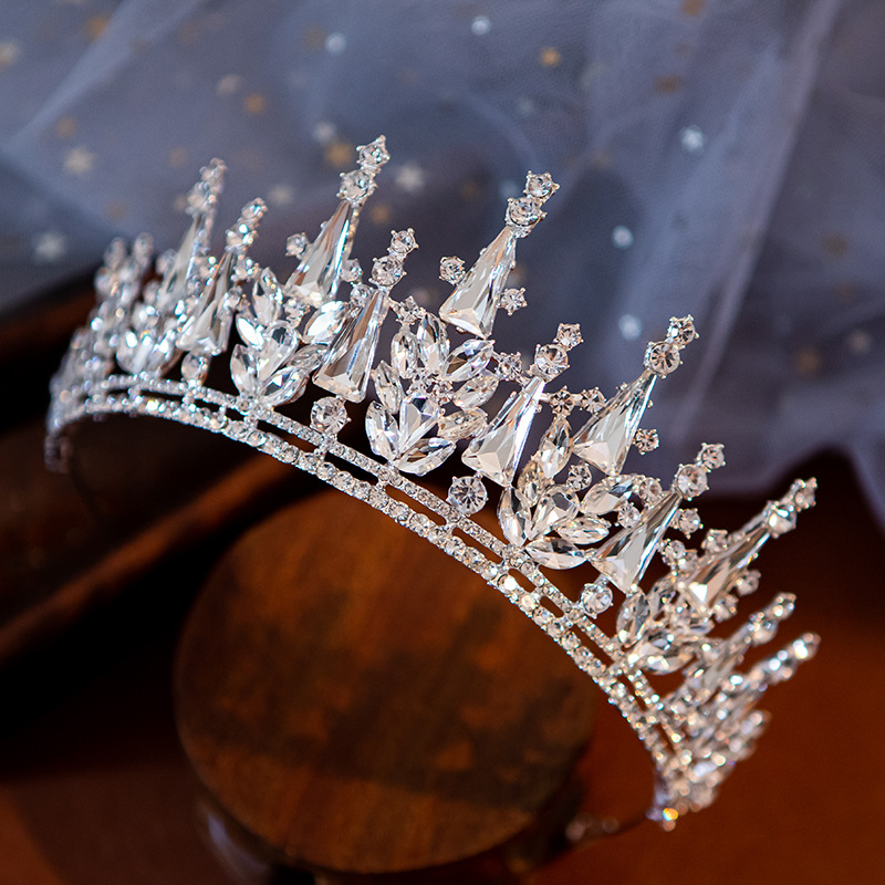 1 Piece Quantity Wedding, Birthday, Engagement Occasion Bridal Romantic Shiny Women's Crown Alloy Rhinestones Crown