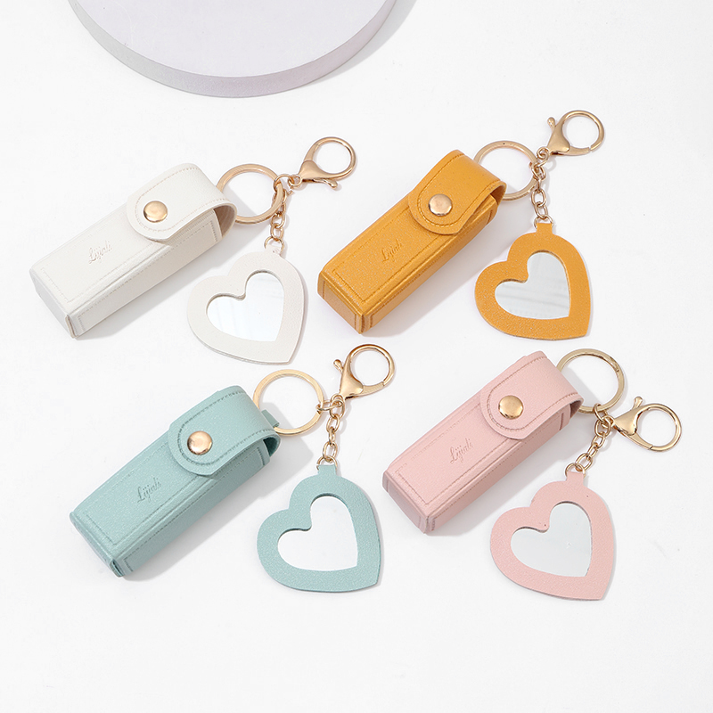 Retro Heart Shape Pu Leather Keychain display picture 2