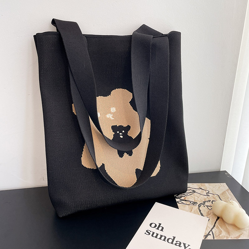 Women's Medium Polyester Little Bear Cute Basic Open Shoulder Bag display picture 6