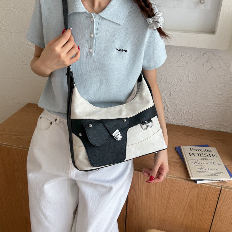 Bolso de axila retro estilo Hong Kong 2025 verano nuevo bolso femenino diseño de nicho bolso de hombro personalizado bolso de mensajero de gran capacidad