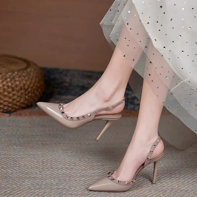 Женские туфли на высоком каблуке, лето 2024, интернет-хит, французские универсальные босоножки на тонком каблуке с острым носком и шипами, сексуальные элегантные туфли с неглубоким вырезом.