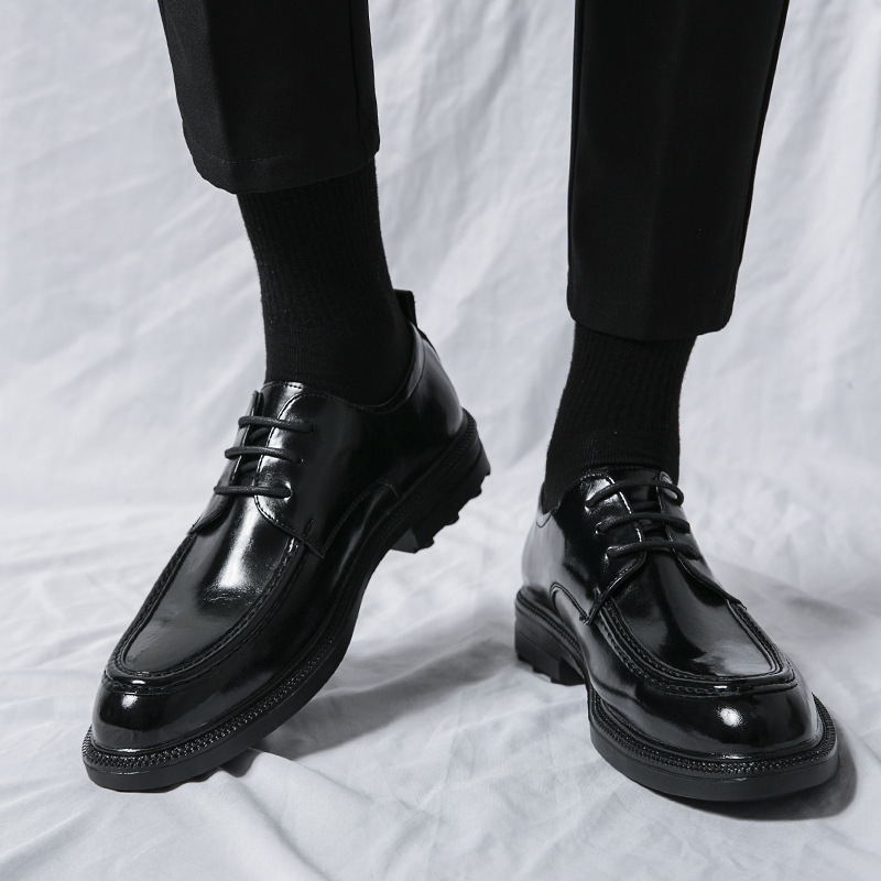 Transfronterizos de tamaño 46 zapatos de hombre zapatos de cuero de hombre zapatos de piel brillante de negocios peluqueros de altura de suela gruesa zapatos de hombre