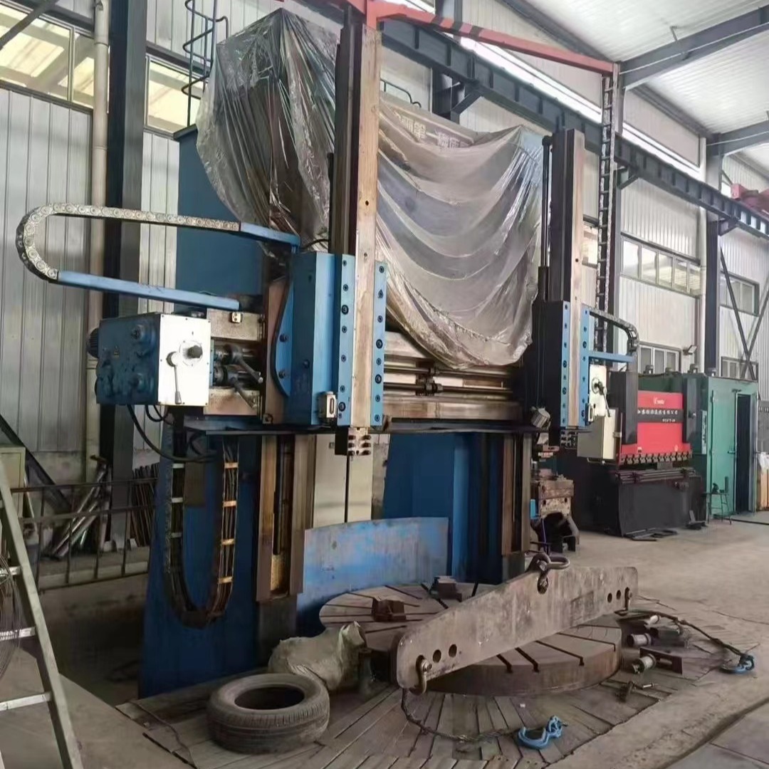 转让二手齐重C5225Ex25-12-4立式车床主电机功率55重量:12t