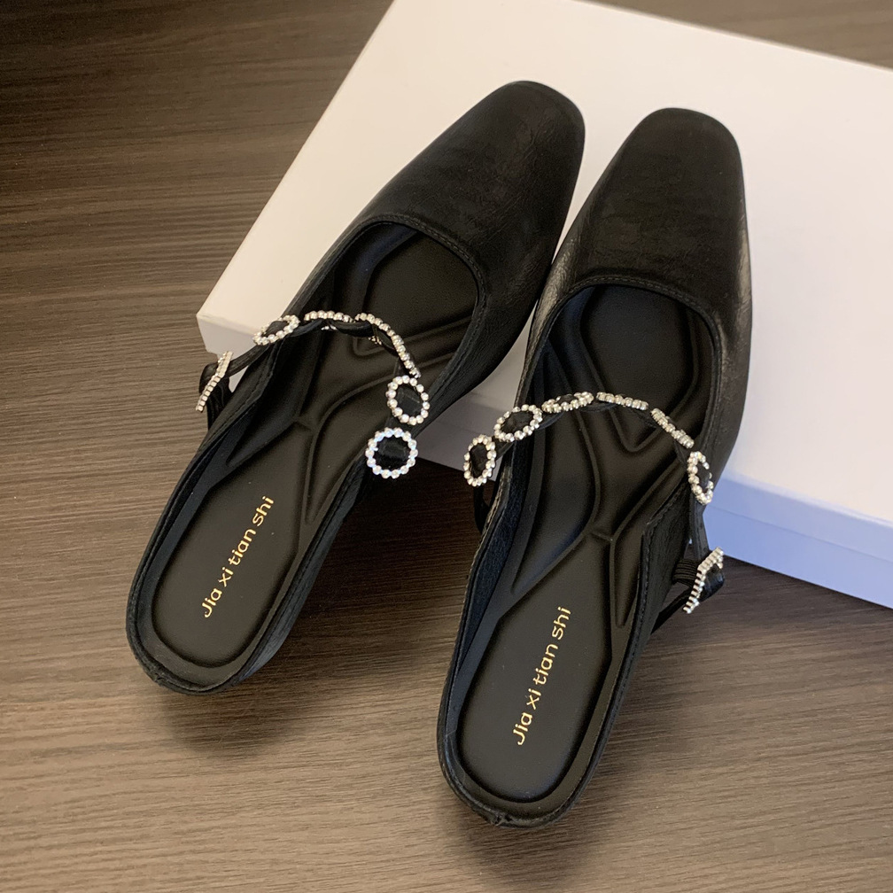 Temperamento plata puntera media pantuflas mujeres que usan primavera y verano noche francesa estilo hada sandalias suela gruesa zapatos Mary Jane