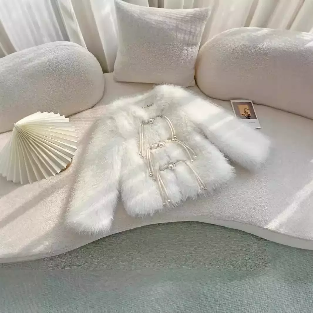 2025秋冬季新款仿皮草女童宝宝仿狐狸毛珍珠扣外套纯色小香风童装