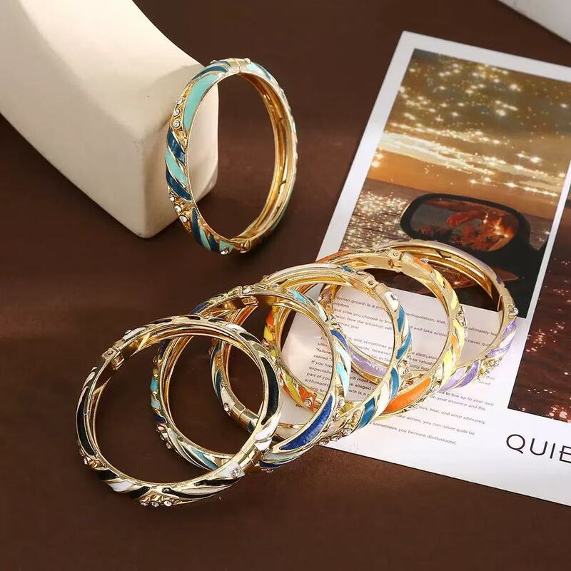 Cross-Border Cloisonné Enamel Drop Glaze Bracelet, Fashionable and Versatile Design, Geometric Zinc Alloy Oil-Drip Bracelet Cross-Border Cloisonné Enamel Drop Glaze Bracelet, Fashionable and Versatile Design, Geometric Zinc Alloy Oil-Drip Bracelet