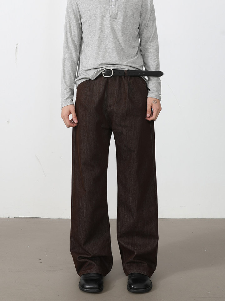 Quần jean nam ống rộng lưng trung, phom suông thoải mái, vải denim phối lụa sợi tổng hợp xếp li nhẹ — Cao bồi xanh, Cao bồi đen, Màu cà phê đậm