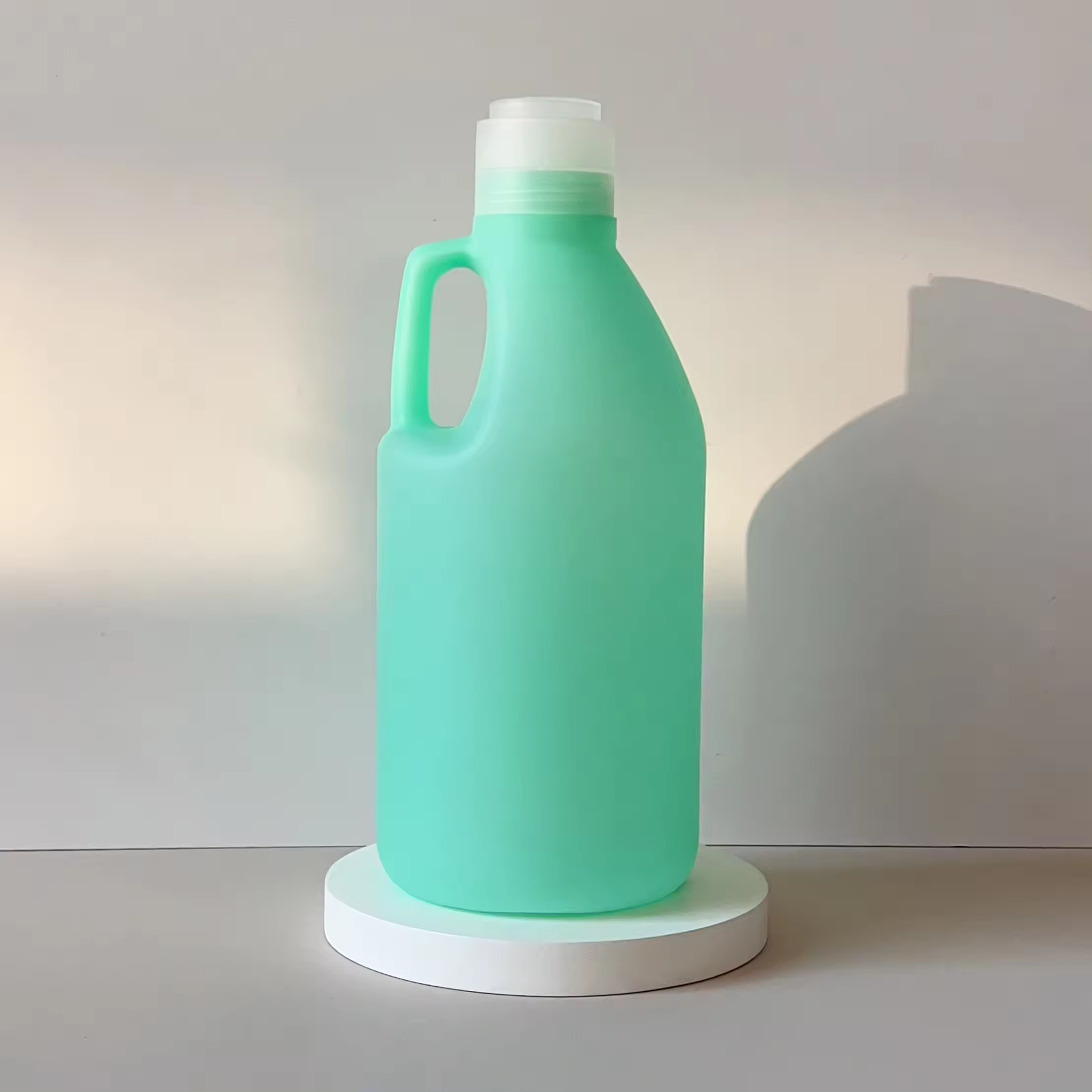 销售1895毫升白色圆形空HDPE塑料家用洗衣液散装瓶