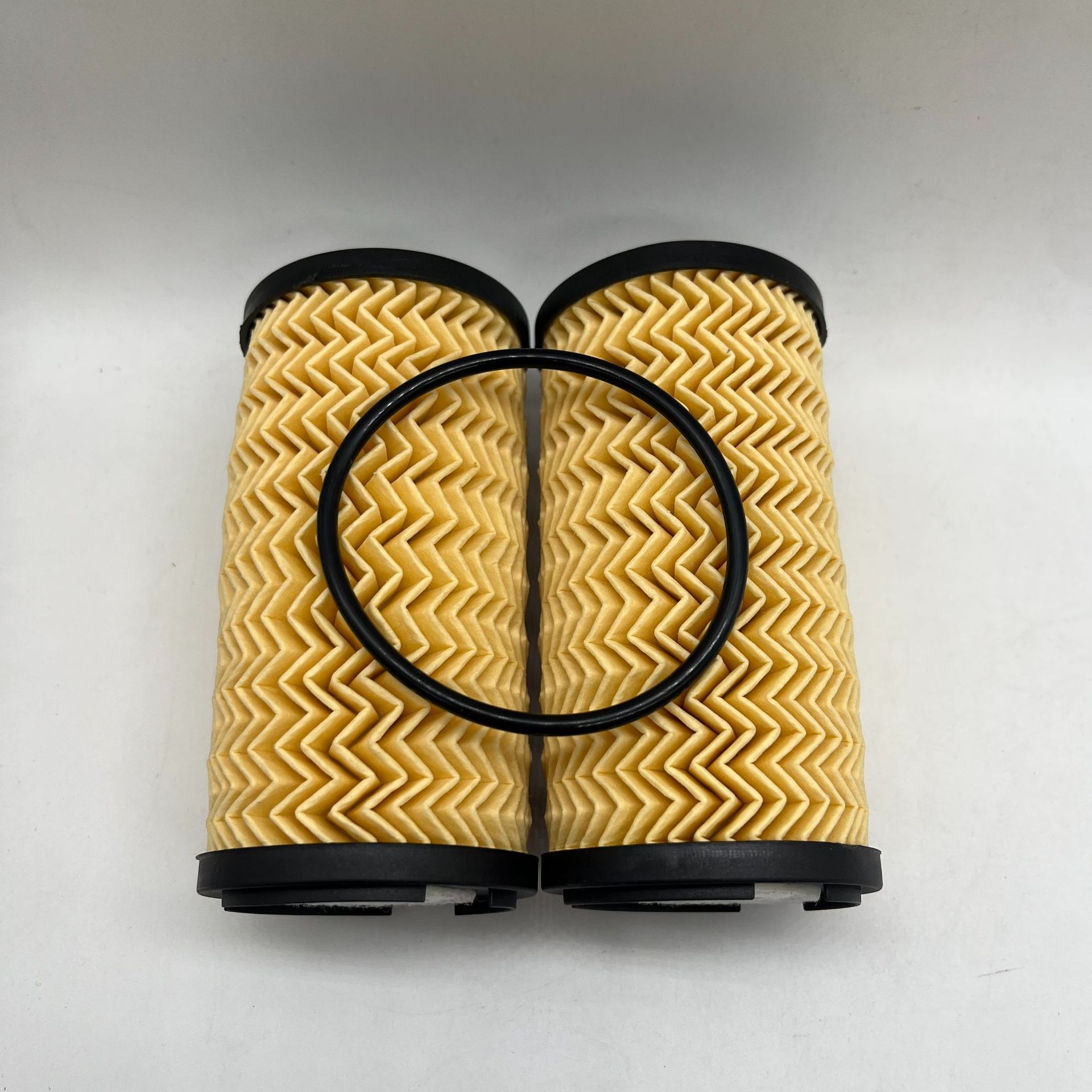 Oil Filter 15209-3920R Hu6011Z 770107114 Oil Filter Compatible with Mercedes-Benz and Nissan