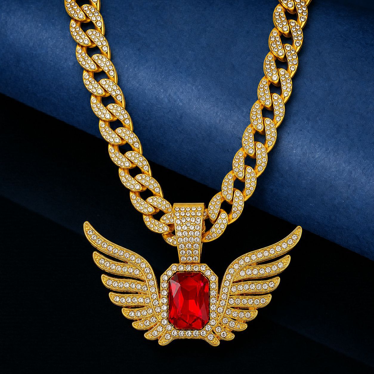 Europeo y americano hip hop completo diamante Ruby alas colgante collar de los hombres de personalidad transfronteriza alas de Ángel colgante fábrica al por mayor
