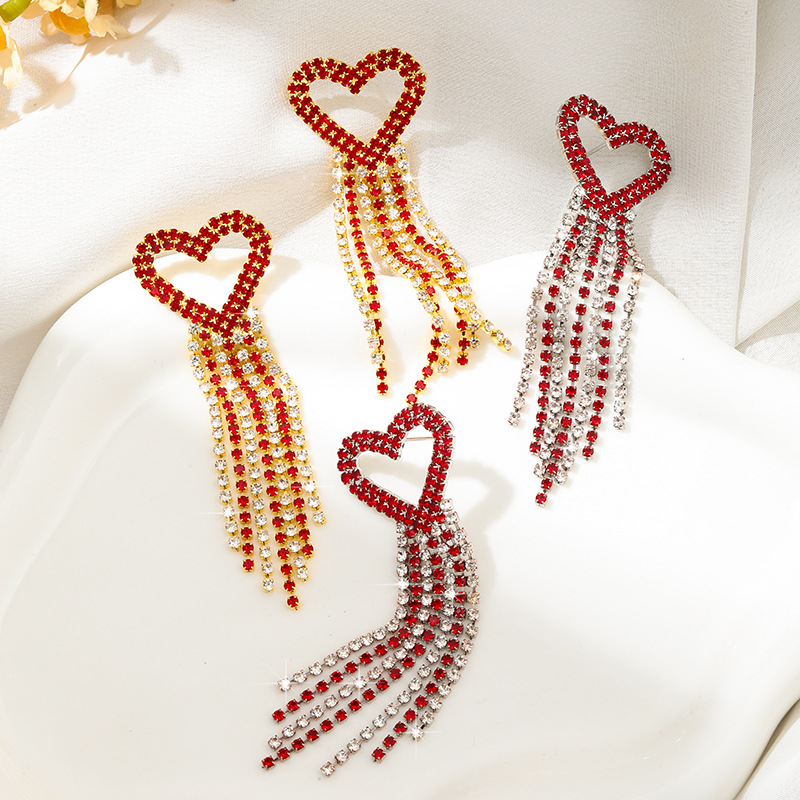 Alloy, Copper Material 1 Pair Simple Style U Shape Water Droplets Tassel Alloy Copper Rhinestones Drop Earrings Earrings