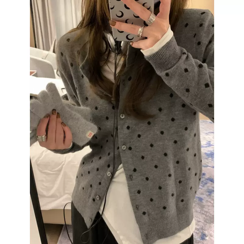 灰色波点针织开衫女秋季2024新款叠穿设计感小众显瘦长袖内搭上衣