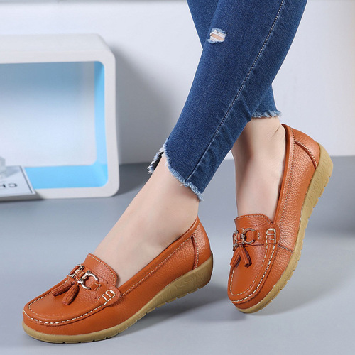 Summer new hollow leather shoes for middle-aged and elderly mothers, women's single shoes, beanie shoes, women's soft-soled wedge-heeled clogs, women's shoes