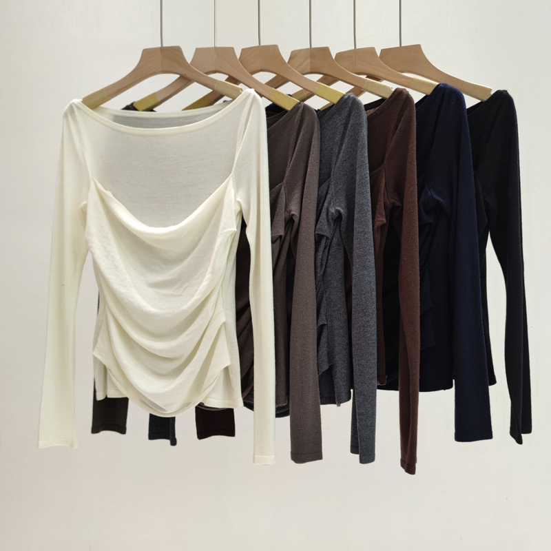 Autumn and Winter Holiday Two-Piece One-Line Collar Long-Sleeved Knitwear Wool Blended Layered Pullover Knitwear Women's Autumn Bottoming Shirt