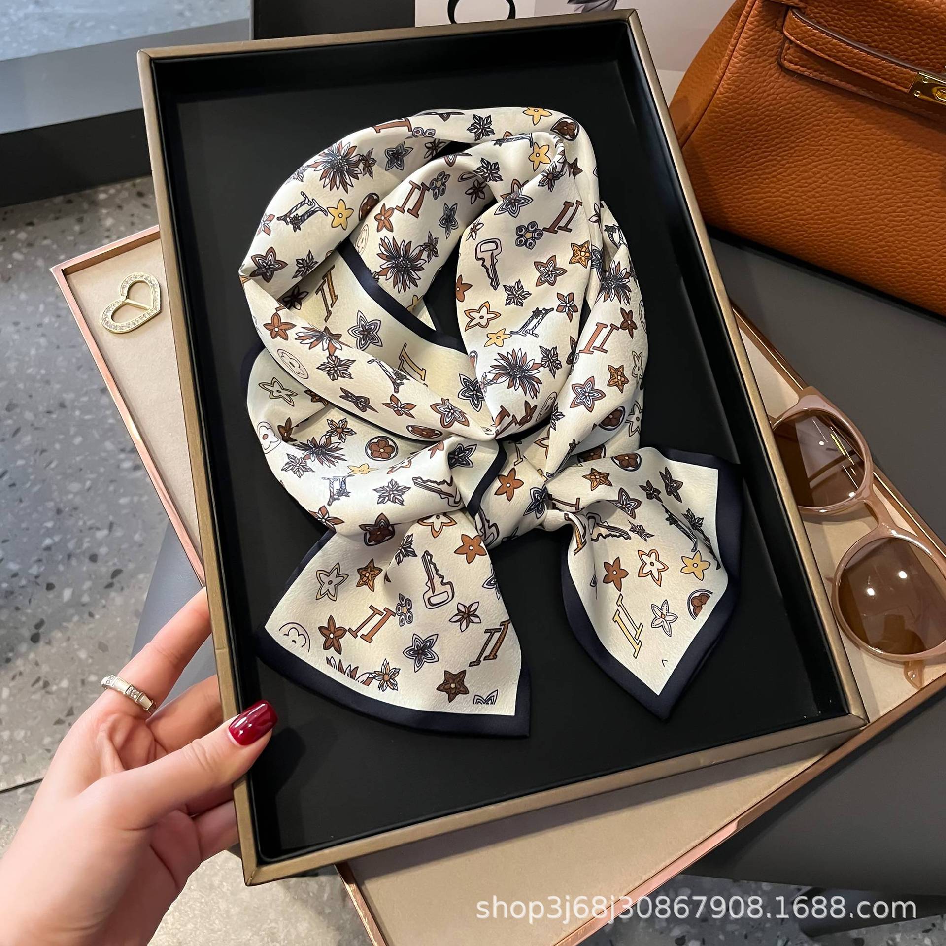 12 estrella de cinco puntas beige 2