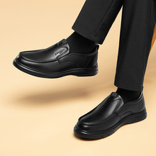 卡帝乐鳄鱼乐福鞋男2025春季新款高级感牛皮软底休闲真皮男士皮鞋