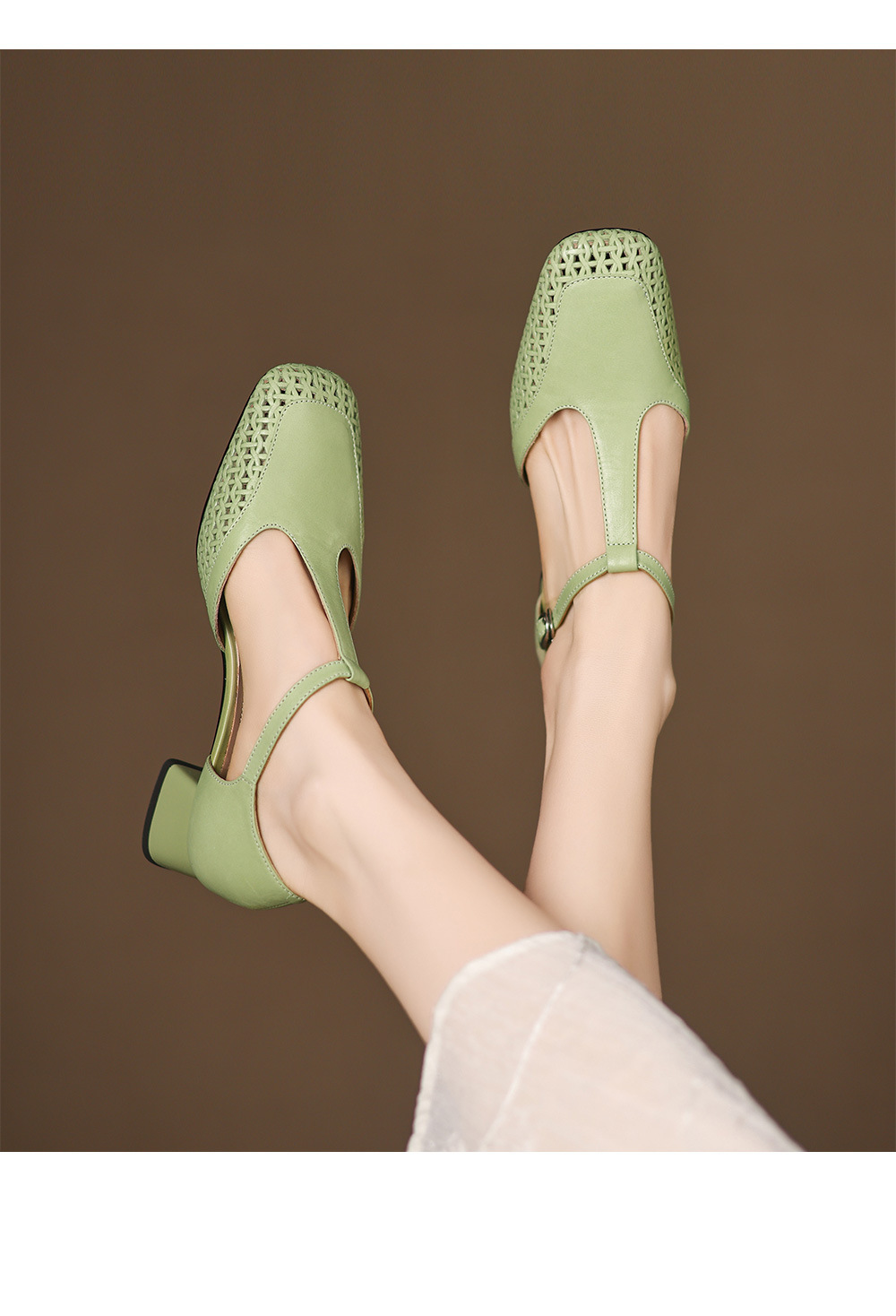 Sandal quai chữ T bít mũi da bò lớp đầu gót thô 4cm đục lỗ thoáng khí — Màu đen chi tiết 12