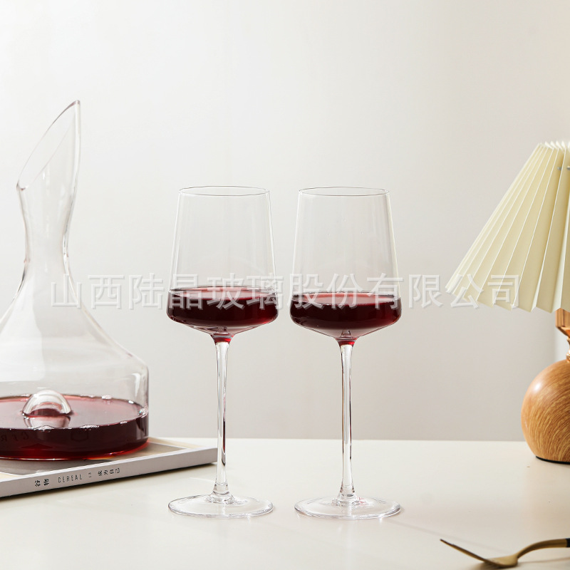 Nuevo fondo cóncavo decantador serie de vinos de cristal copas de vino sopladas artificialmente copas de pie alto copas de vino europeas