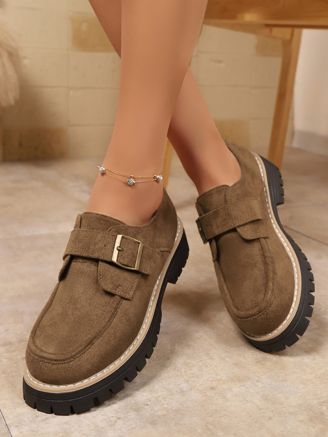 Damen Loafer Mit Blockabsatz Und Schnalle Im Britischen Stil_voghion.com