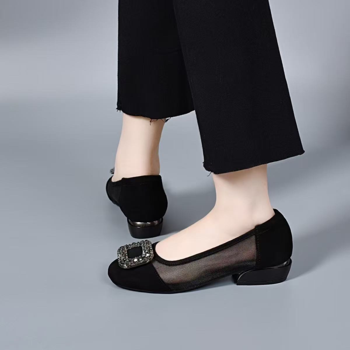 Giày sandal nữ da thật mũi tròn gót thấp phối lưới, kiểu mới xuân hè, đế xuồng khoét lỗ dễ mang — đen chi tiết 6