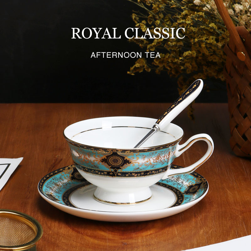 Taza de café de porcelana de lujo ligera europea de alta calidad exquisita de estilo británico set de té de la tarde tazas y platos caja de regalo al por mayor