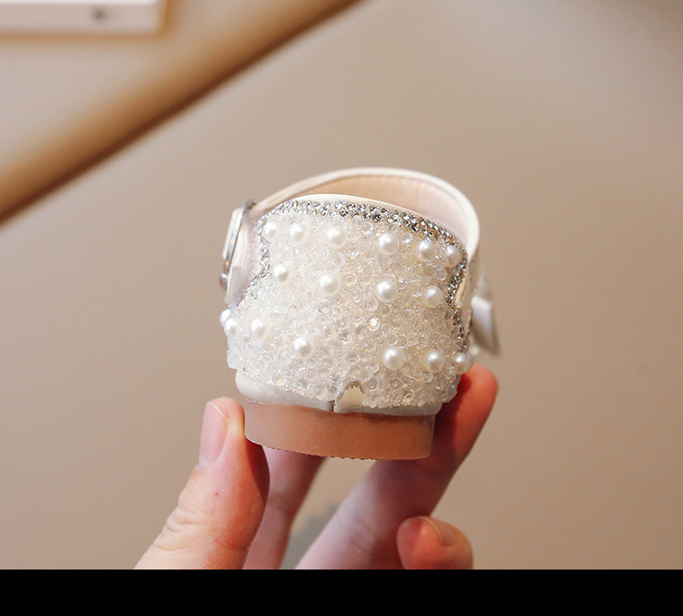 Sandali per bambini con paillettes di diamanti e acqua dolce principessa Baotou 2023 nuove scarpe estive in pelle per bambina_voghion.com