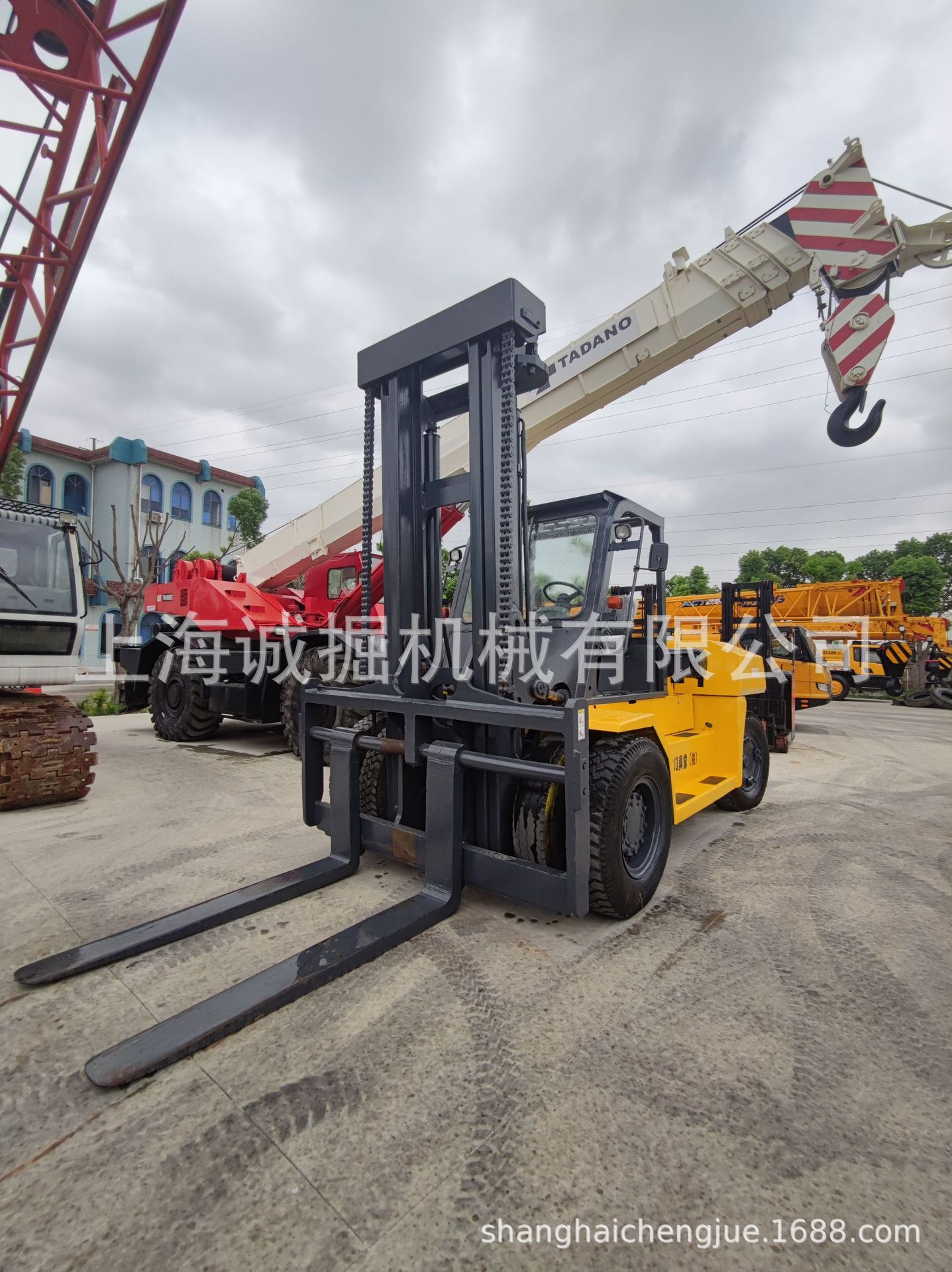 出口二手叉车 小松KOMATSU   小松出售20吨叉车现货