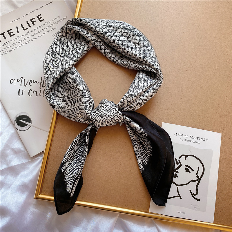 Classic Black and White Woven Style Imitation Silk Scarf for Women K-Style Versatile Spring & Fall Fashionable Small Square Scarf Silk Scarf Shawl