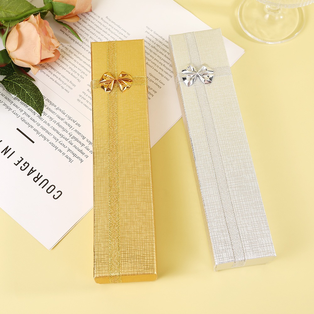 Fábrica directa nueva caja de embalaje de joyería rectangular de dos colores, collar de joyería, cinta de color, caja de regalo al por mayor