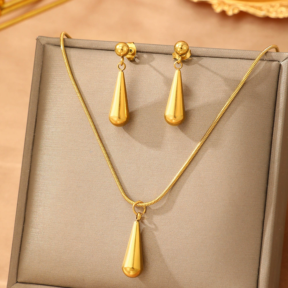 Universal necklace stainless steel, chain for key bag , European style, does not fade, simple and elegant design, internet celebrity