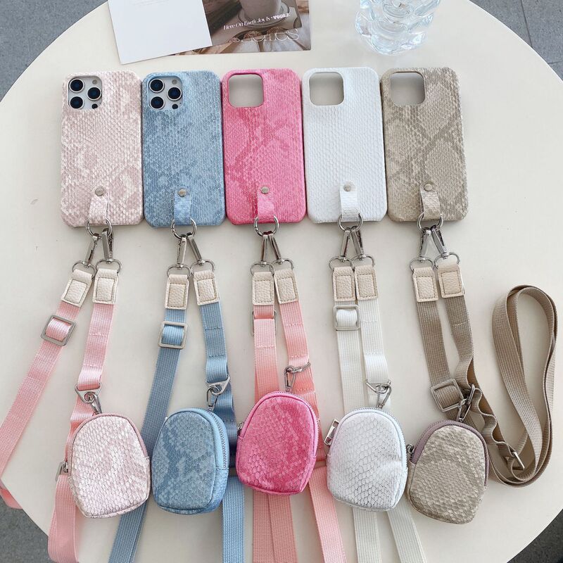 Suitable for Apple 16Promax Mobile Phone Case 17Pro Gold Silk Snakeskin Diagonal Coin Purse Mobile Phone Case 15Pro Export Suitable for Apple 16Promax Mobile Phone Case 17Pro Gold Silk Snakeskin Diagonal Coin Purse Mobile Phone Case 15Pro Export